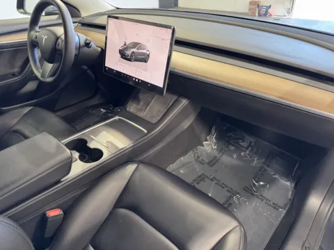 More photos of 2022 Tesla Model 3 Long Range at Premium Autos - Norco, CA