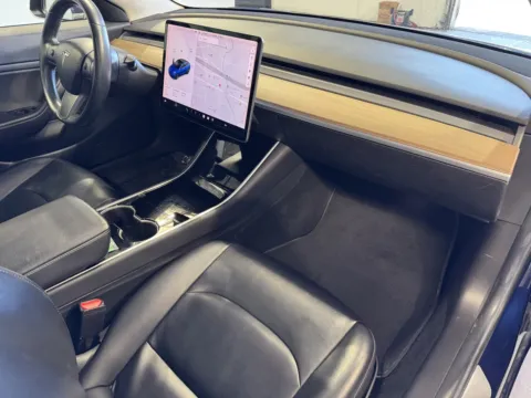 More photos of 2017 Tesla Model 3 at Premium Autos - Norco, CA