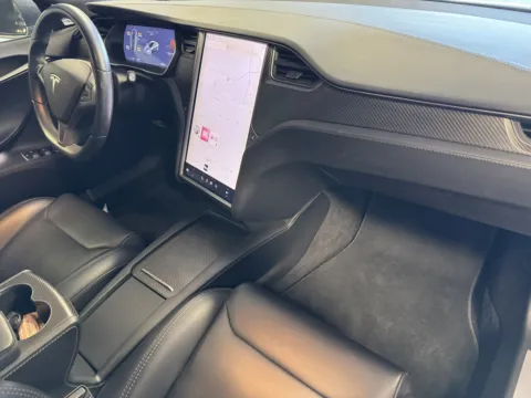 More photos of 2018 Tesla Model S 75D at Premium Autos - Norco, CA
