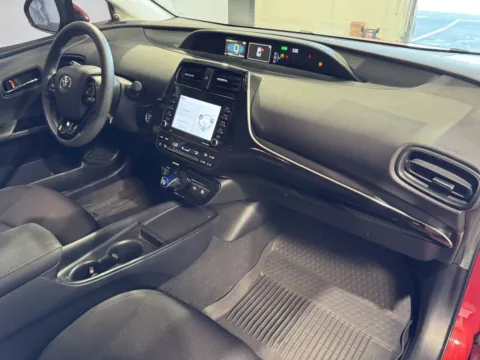 More photos of 2022 Toyota Prius L eco at Premium Autos - Norco, CA