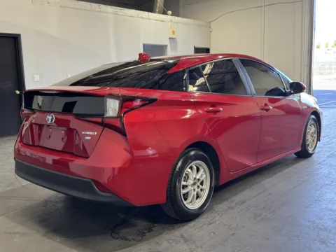 More photos of 2022 Toyota Prius L eco at Premium Autos - Norco, CA