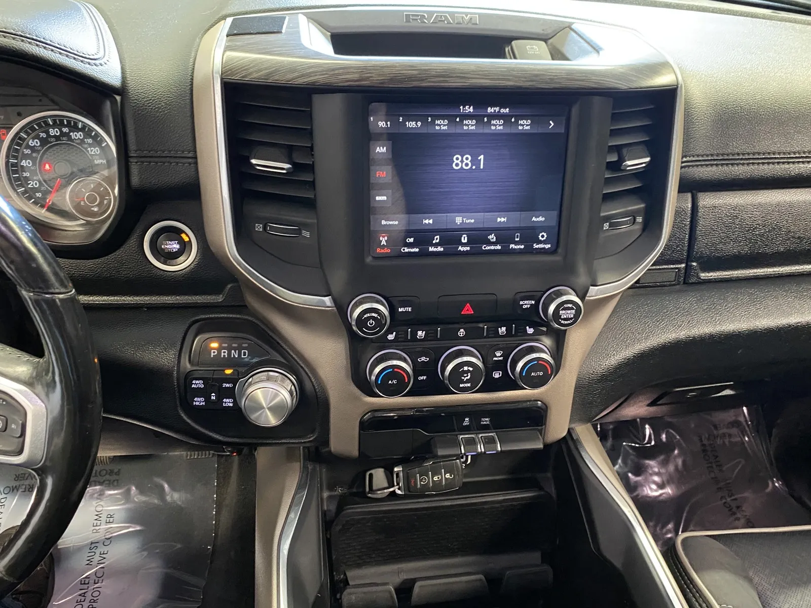 2020 RAM Ram 1500 Pickup Laramie - Photo 15