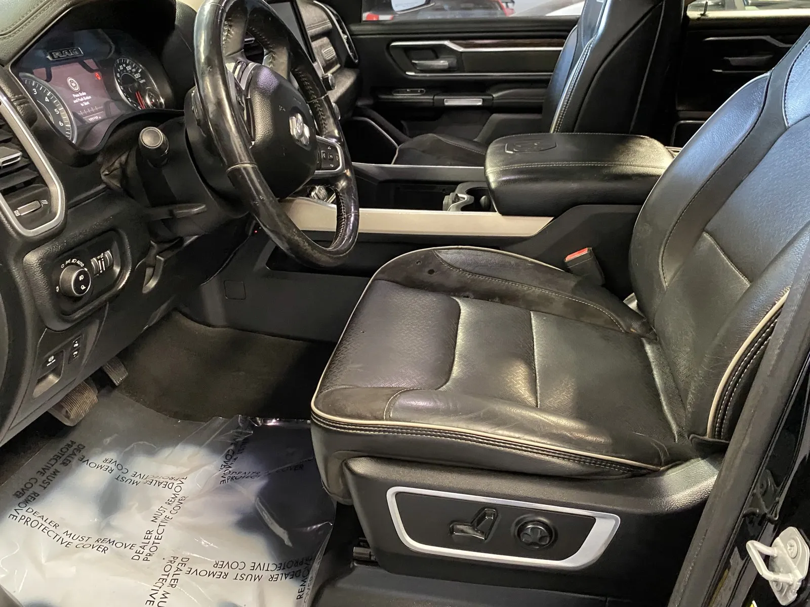 2020 RAM Ram 1500 Pickup Laramie - Photo 11