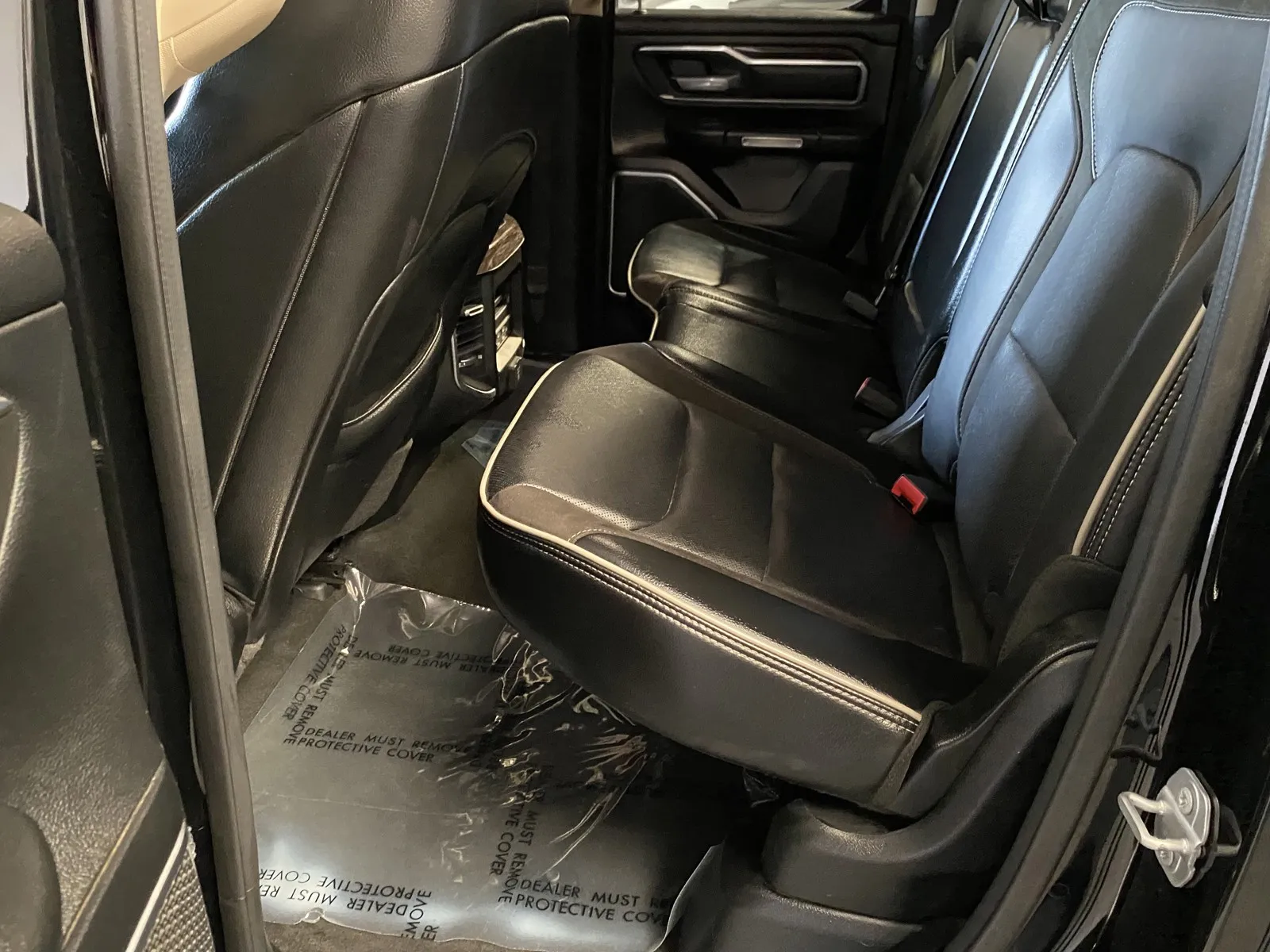 2020 RAM Ram 1500 Pickup Laramie - Photo 9