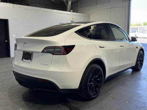 More photos of 2020 Tesla Model Y Long Range at Premium Autos - Norco, CA