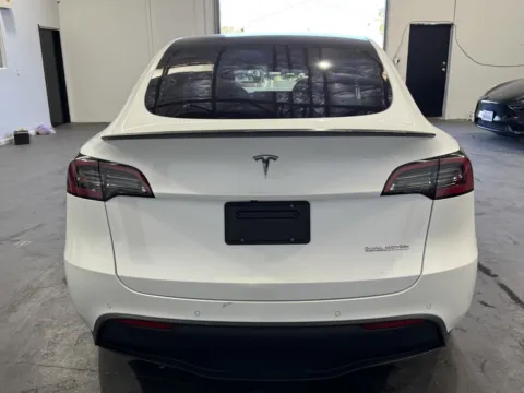 More photos of 2022 Tesla Model Y Performance at Premium Autos - Norco, CA