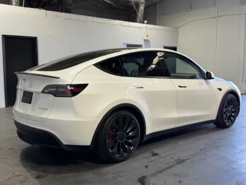 More photos of 2022 Tesla Model Y Performance at Premium Autos - Norco, CA