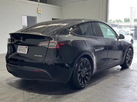 More photos of 2022 Tesla Model Y Performance at Premium Autos - Norco, CA