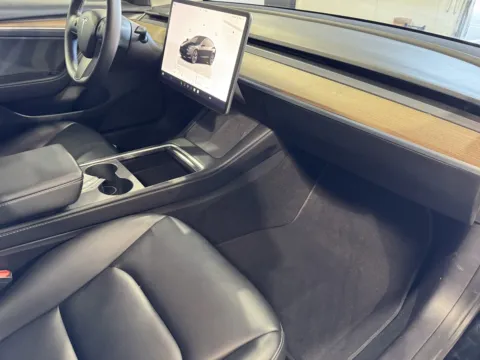 More photos of 2022 Tesla Model 3 Long Range at Premium Autos - Norco, CA