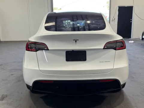 More photos of 2021 Tesla Model Y Long Range at Premium Autos - Norco, CA