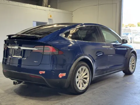 More photos of 2018 Tesla Model X 75D at Premium Autos - Norco, CA