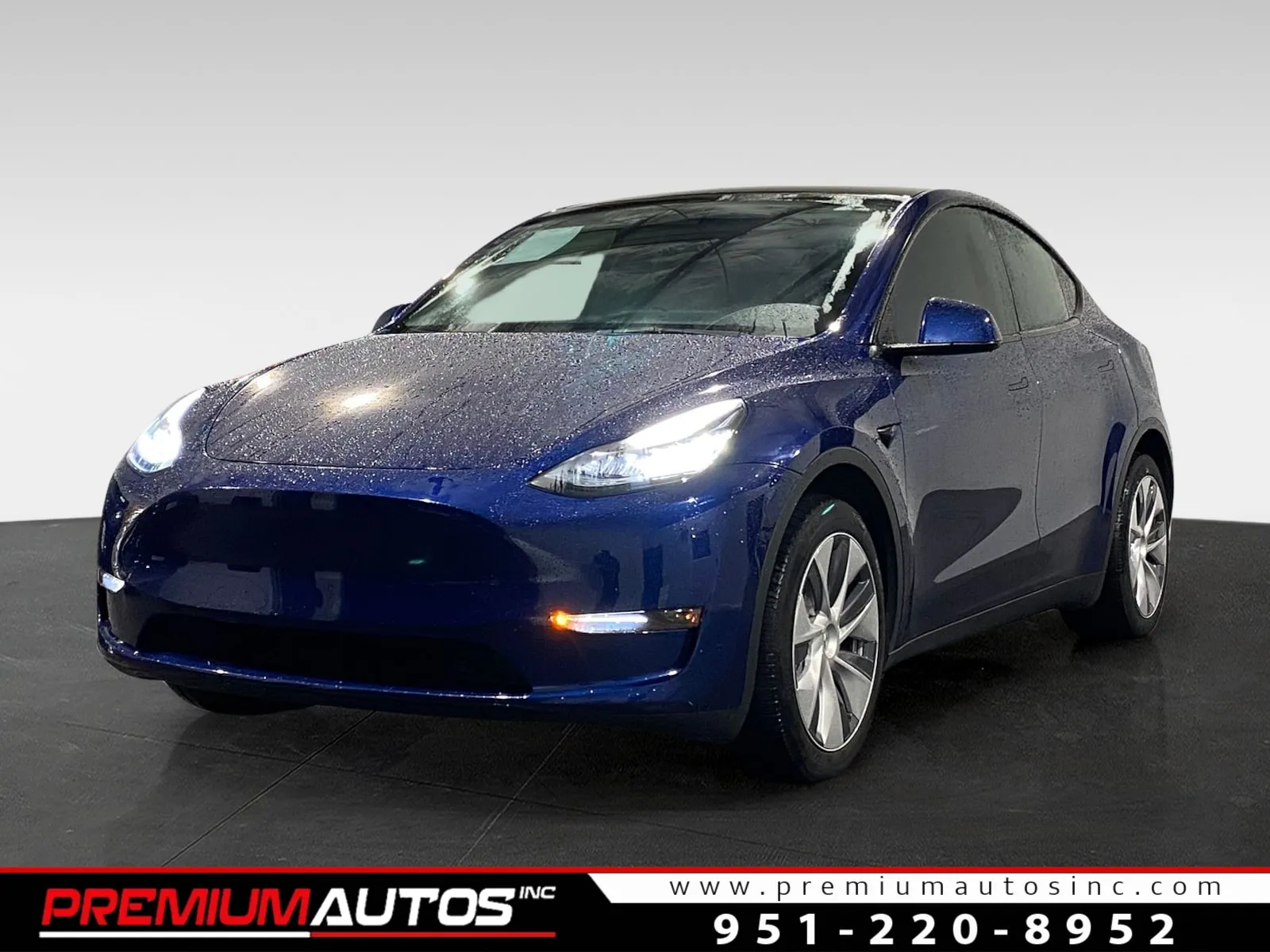 2023 Tesla Model Y Long Range's photo