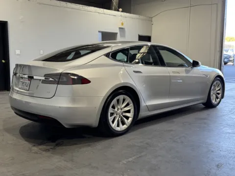 More photos of 2016 Tesla Model S 75 at Premium Autos - Norco, CA