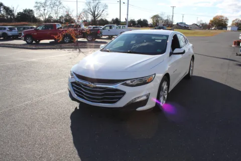 More photos of 2023 Chevrolet Malibu LT at Cedar Line Automotive, VA