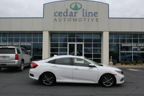 White 2019 Honda Civic EX for sale in Spout Spring, VA