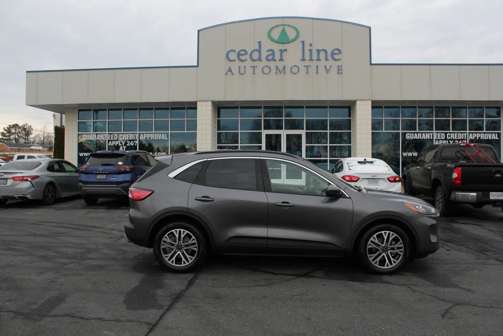2021 Ford Escape SEL's photo