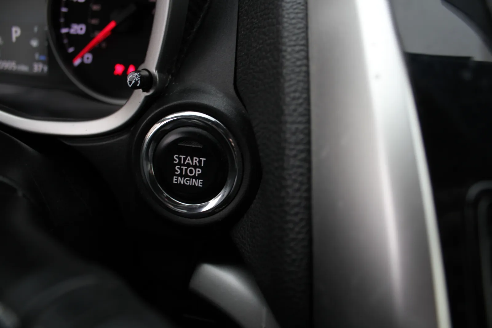 2024 Mitsubishi Eclipse Cross SEL - Photo 18