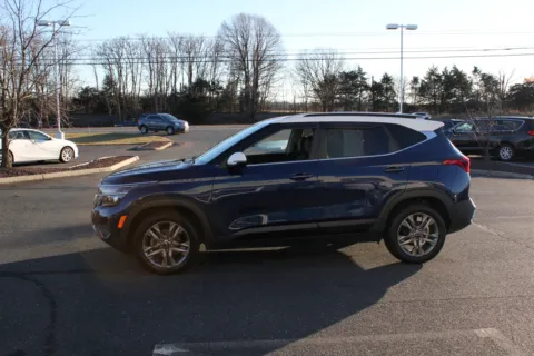 More photos of 2021 Kia Seltos S at Cedar Line Automotive, VA