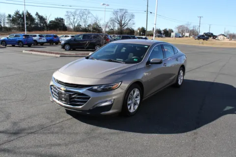 More photos of 2022 Chevrolet Malibu LT at Cedar Line Automotive, VA