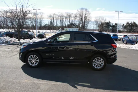 More photos of 2021 Chevrolet Equinox LT at Cedar Line Automotive, VA