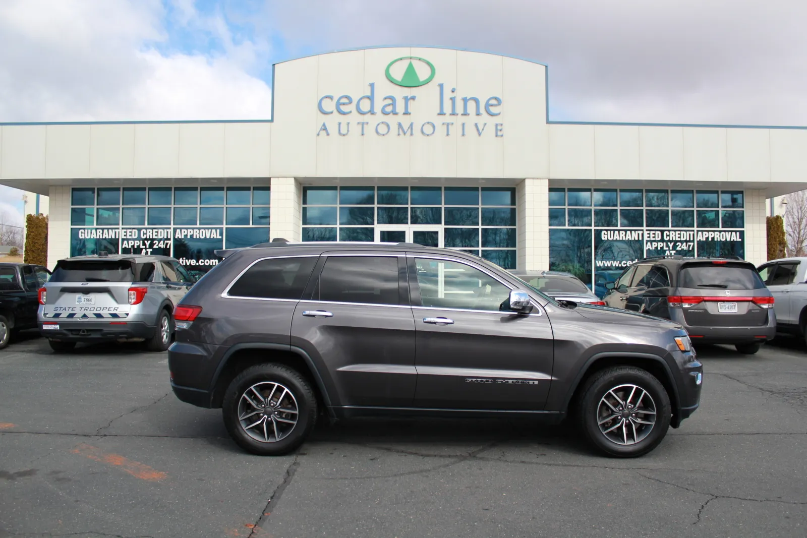 Gray 2021 Jeep Grand Cherokee Limited for sale in Spout Spring, VA