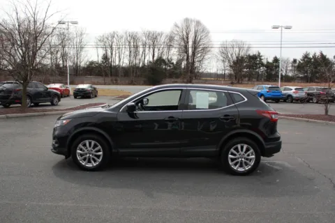 More photos of 2021 Nissan Rogue Sport S at Cedar Line Automotive, VA