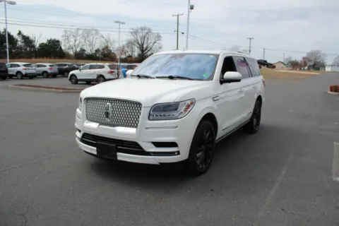 More photos of 2020 Lincoln Navigator Reserve at Cedar Line Automotive, VA