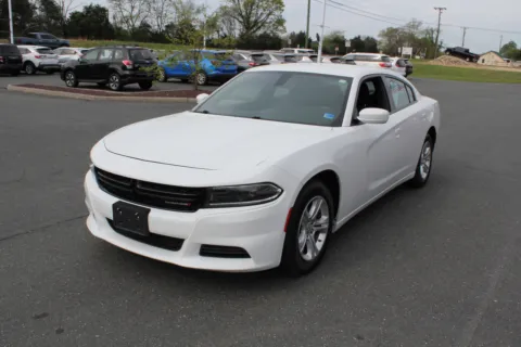 More photos of 2022 Dodge Charger SXT at Cedar Line Automotive, VA