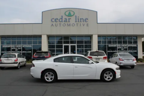 White 2022 Dodge Charger SXT for sale in Spout Spring, VA
