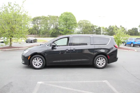 More photos of 2023 Chrysler Voyager LX at Cedar Line Automotive, VA