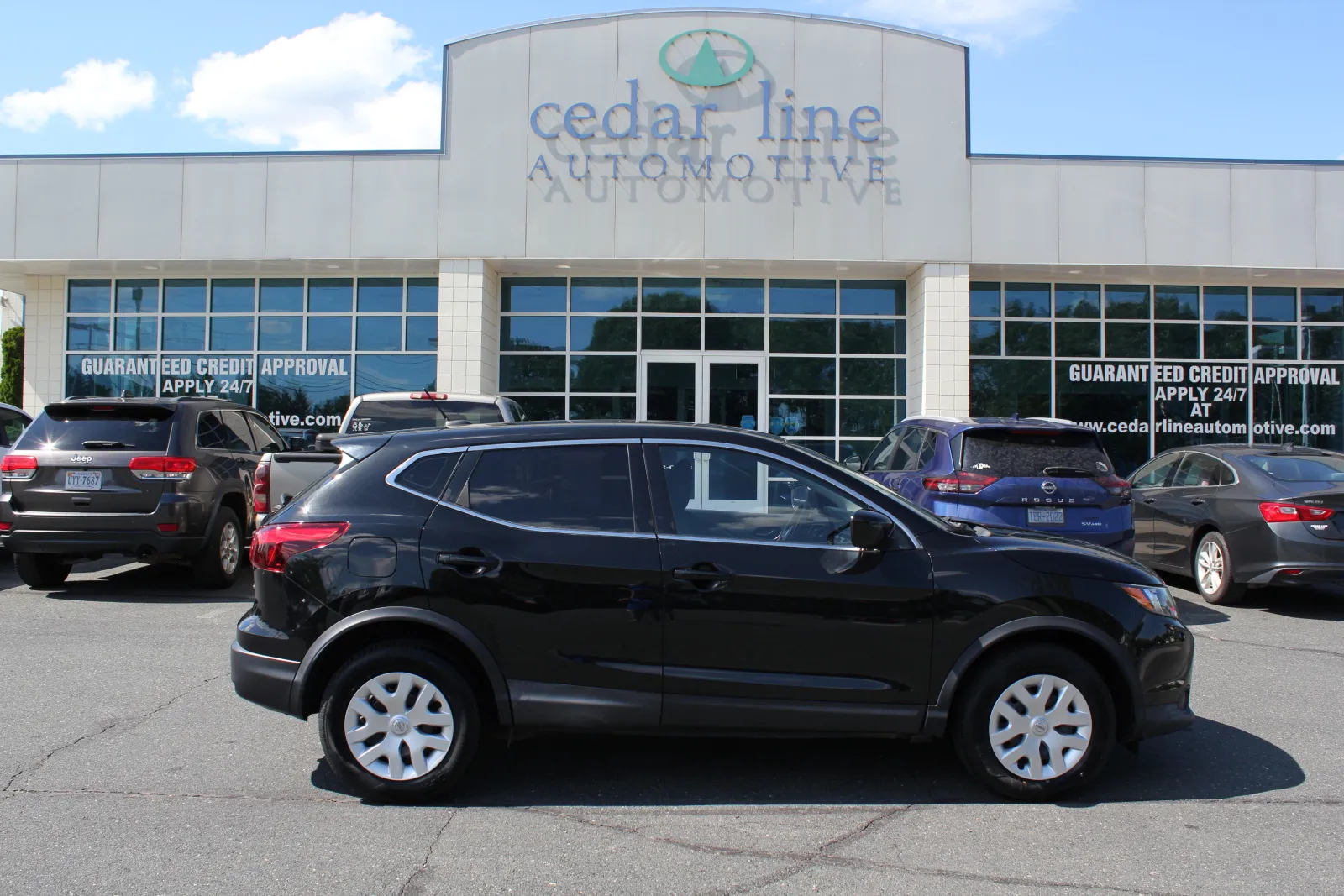 Black 2019 Nissan Rogue Sport S for sale in Spout Spring, VA