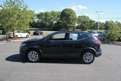 More photos of 2021 Nissan Rogue Sport S at Cedar Line Automotive, VA