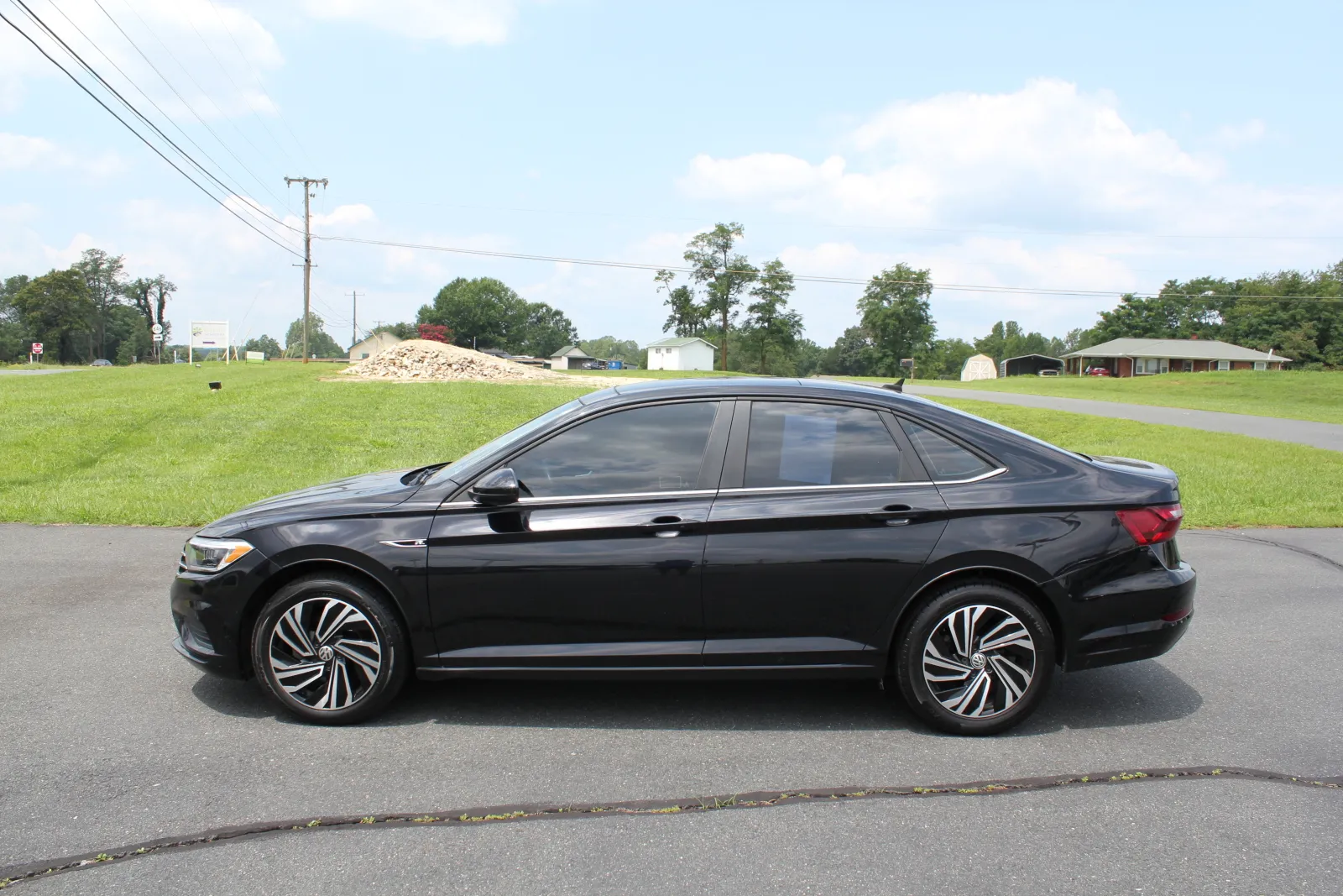Black 2020 Volkswagen Jetta SEL for sale in Spout Spring, VA