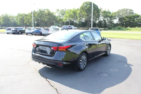 More photos of 2024 Nissan Altima 2.5 SV at Cedar Line Automotive, VA