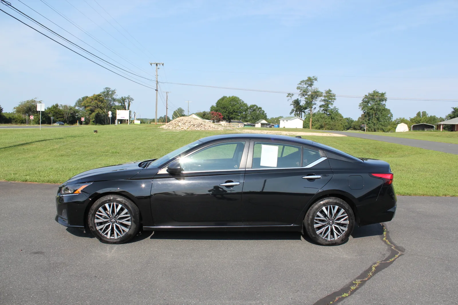 Black 2024 Nissan Altima 2.5 SV for sale in Spout Spring, VA