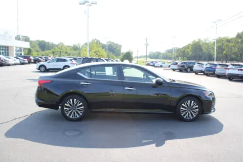 More photos of 2024 Nissan Altima 2.5 SV at Cedar Line Automotive, VA