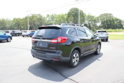 More photos of 2019 Subaru Ascent Premium 8-Passenger at Cedar Line Automotive, VA
