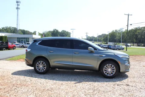 More photos of 2022 Buick Enclave Essence at Cedar Line Automotive, VA
