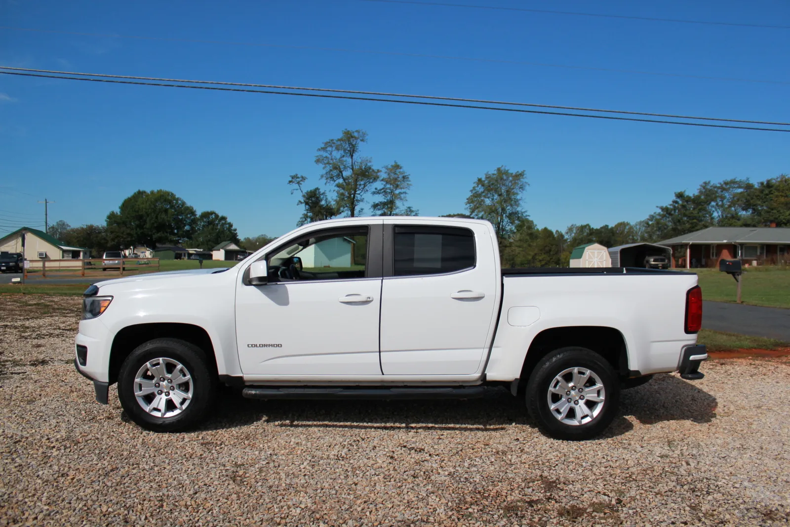 White 2019 Chevrolet Colorado LT for sale in Spout Spring, VA