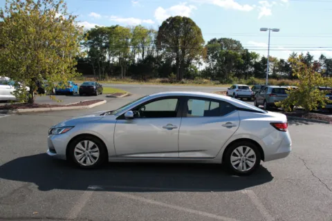 More photos of 2020 Nissan Sentra S at Cedar Line Automotive, VA