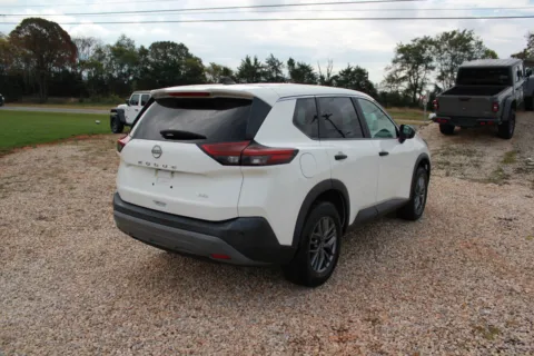 More photos of 2023 Nissan Rogue S at Cedar Line Automotive, VA