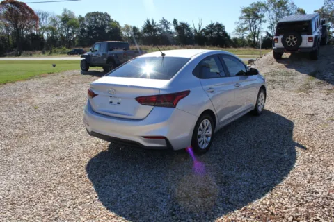 More photos of 2021 Hyundai ACCENT SE at Cedar Line Automotive, VA