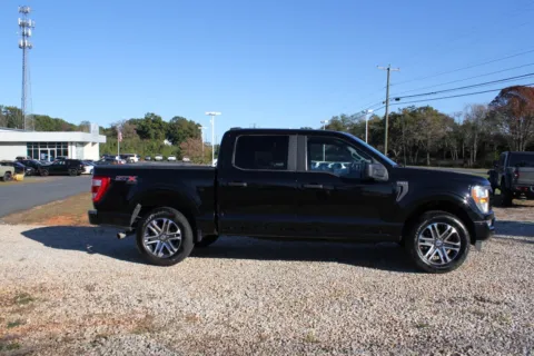 More photos of 2021 Ford F-150 XL at Cedar Line Automotive, VA