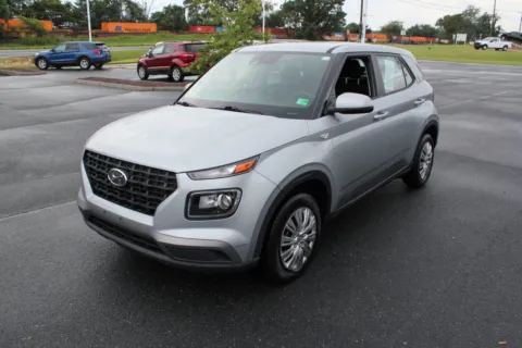 More photos of 2020 Hyundai VENUE SE at Cedar Line Automotive, VA