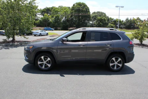 More photos of 2019 Jeep Cherokee Limited at Cedar Line Automotive, VA