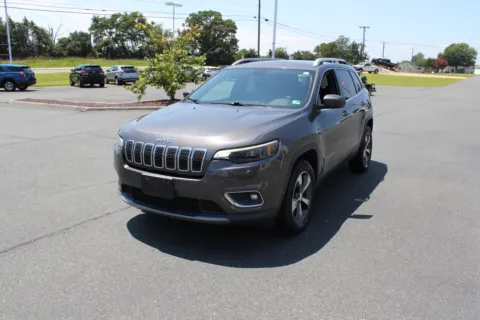 More photos of 2019 Jeep Cherokee Limited at Cedar Line Automotive, VA