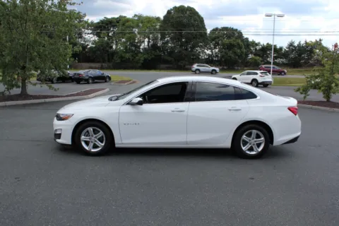 More photos of 2022 Chevrolet Malibu LS Fleet at Cedar Line Automotive, VA