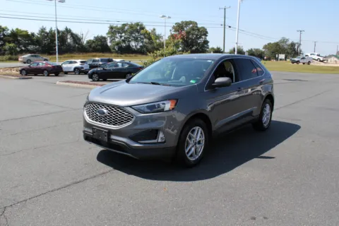 More photos of 2023 Ford Edge SEL at Cedar Line Automotive, VA