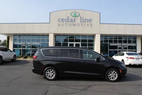 Black 2018 Chrysler Pacifica LX for sale in Spout Spring, VA