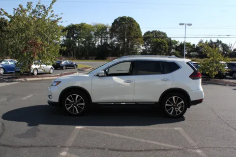 More photos of 2020 Nissan Rogue SL at Cedar Line Automotive, VA